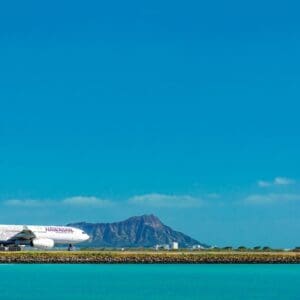 「Minivan Arrival」Honolulu Airport ⮕ Waikiki Hotels Exclusive Transfer