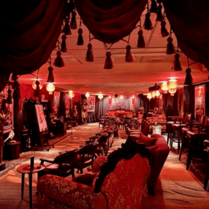 Waikiki Magic Show at Hilton Waikiki Beach Hotel