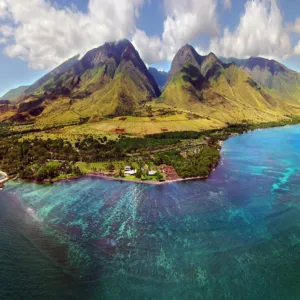 Full day private tour along Road to Hana in Maui