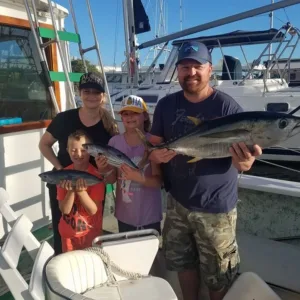 Deluxe four hour sportfishing tour in Kauai waters