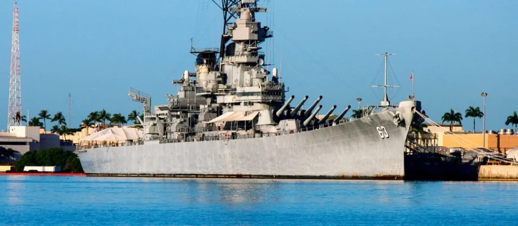 Battleships of WWII leaving Kauai for Pearl Harbor tour