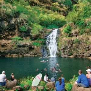 Ultimate Circle Island tour combining beauty and feast in Ko Olina