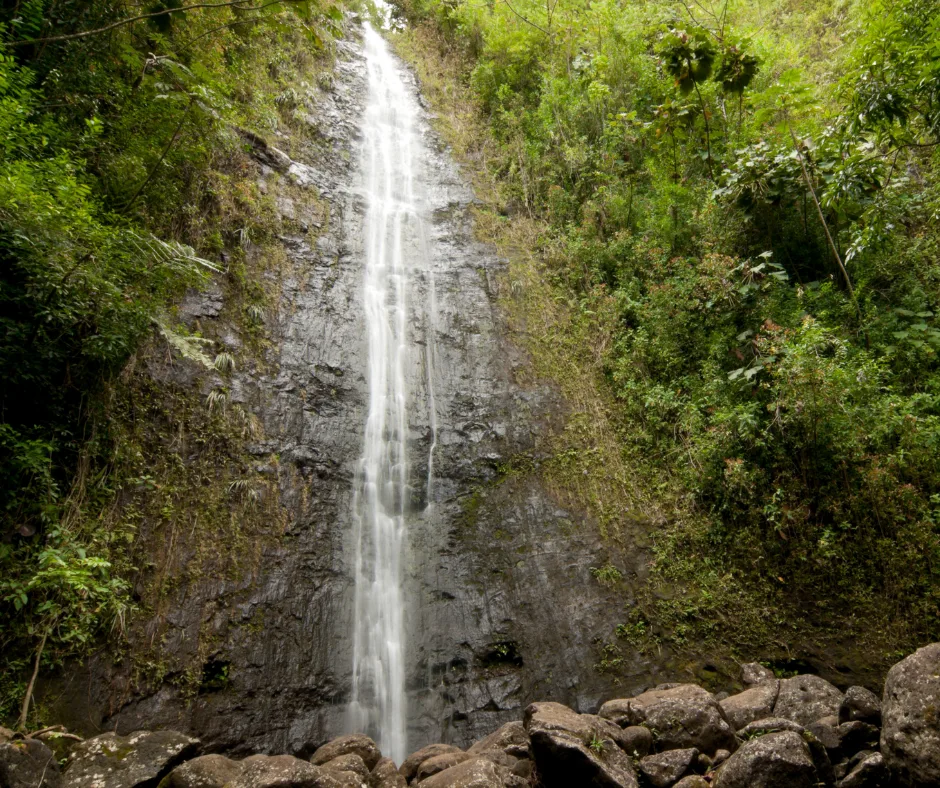Tour of Diamond Head crater and nearby Hawaiian waterfall