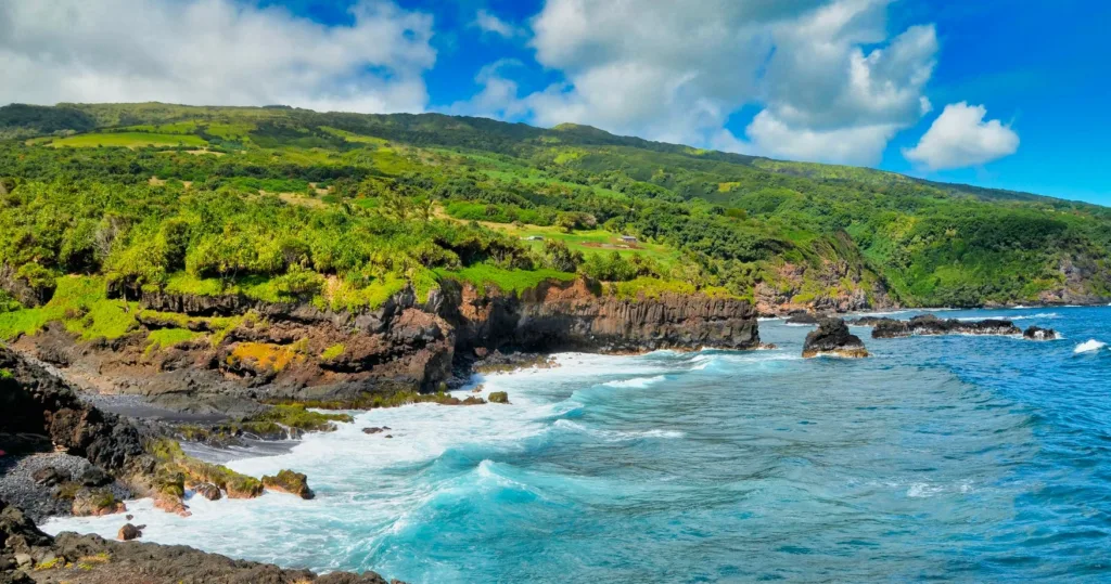 Private group enjoying exclusive Road to Hana experience