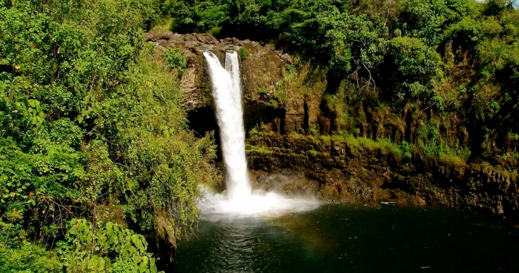Scenic views from Hamakua coast near Hilo