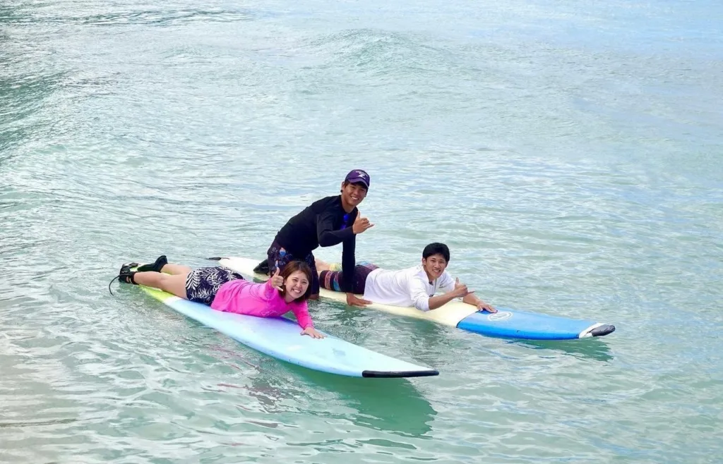 Exploring Waikiki on a semi-private island tour