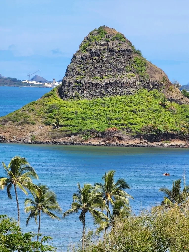 Exploring Oahu’s China Mans Hat and Windward coast