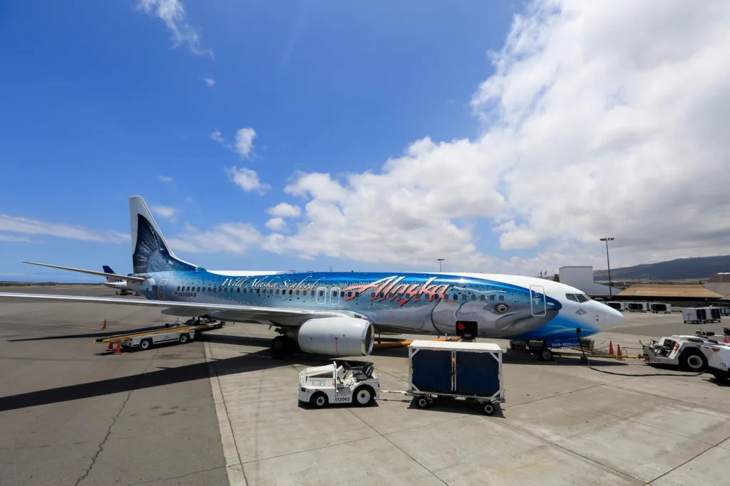 Private airport transfer from Kona International to hotels