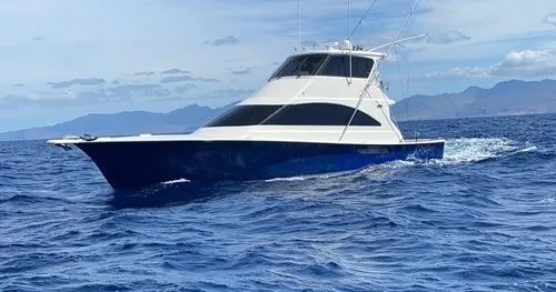 Luxury private boat charter cruising near tropical islands