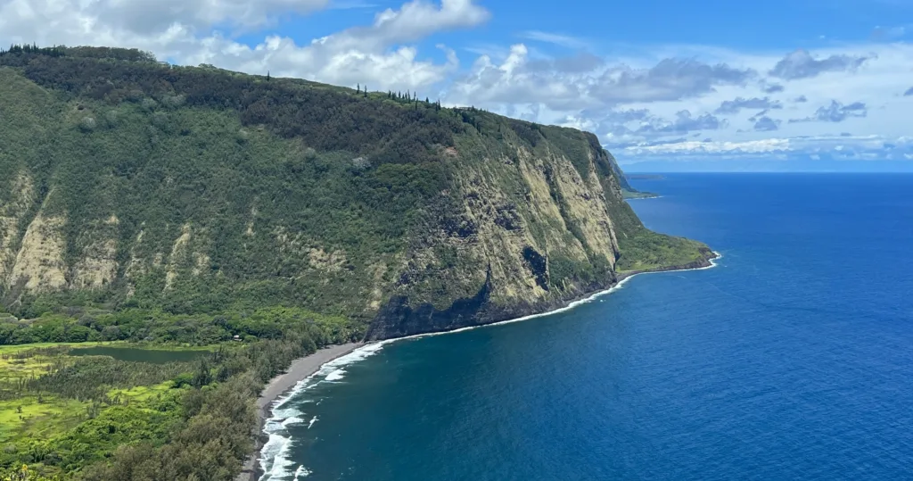 Private tour exploring Hamakua’s heavenly landscapes from Kona