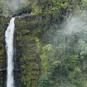 Shared small group adventure exploring Big Island volcano