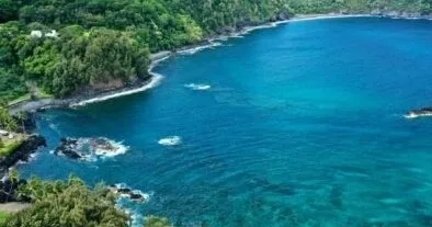 Personalized guided tour through Lahaina town