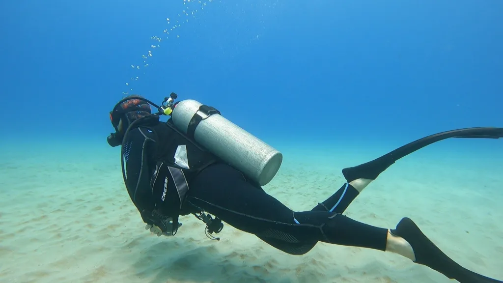 Beginner scuba diving experience in calm ocean waters