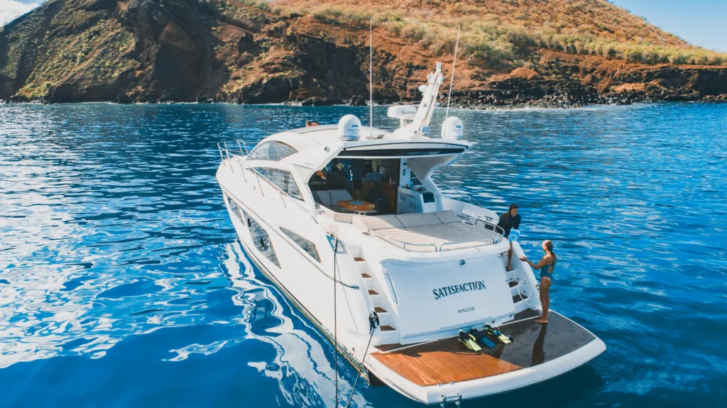 Private snorkeling charters exploring Maui’s coral reefs
