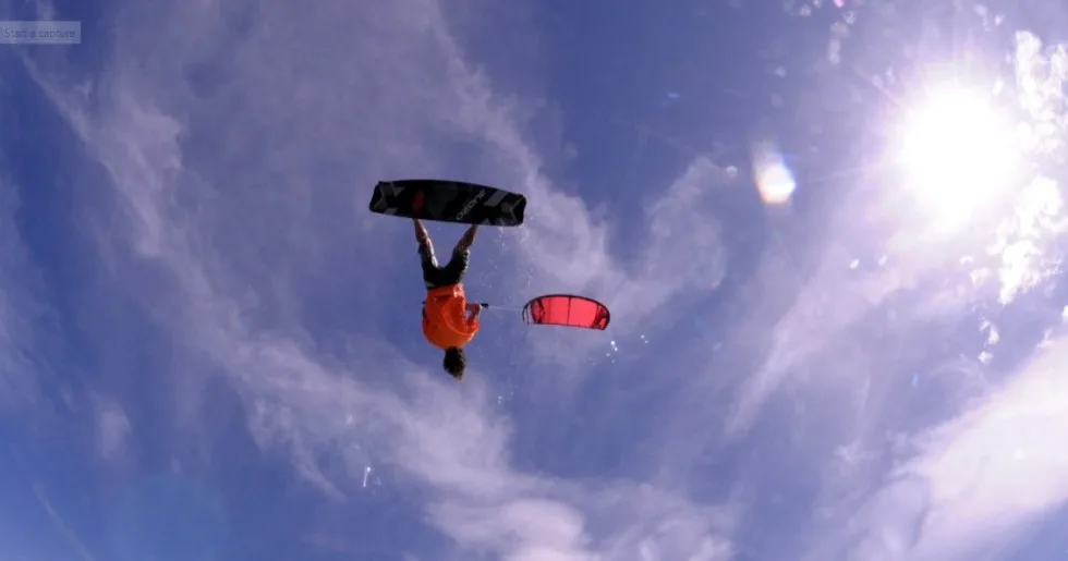 Kitesurfing lessons on the beautiful Maui island