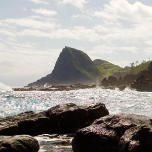 Tour group resting at Halfway to Hana scenic spot