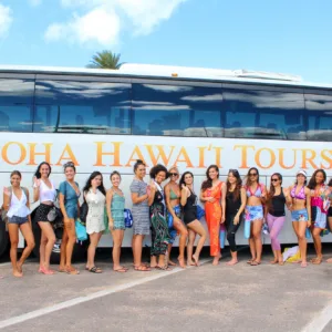 Private tour group exploring scenic spots on Oahu island