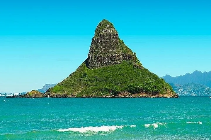 Private Pearl Harbor tour with mini Circle Island sightseeing