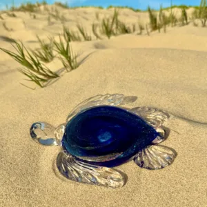 Hands-on glass blowing workshop creating unique art pieces