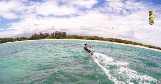 Three day course learning to surf and rip on Maui