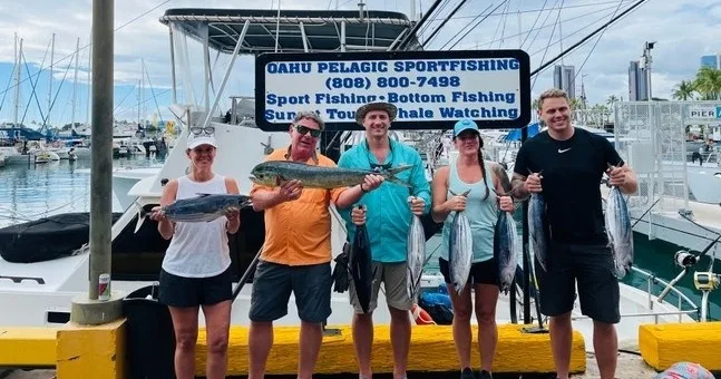 Three quarter day private sport fishing charter with friends
