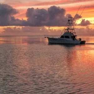 Sunset fishing trip with relaxing views over Kona waters