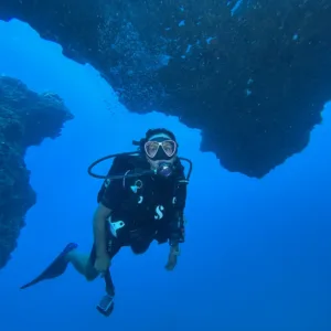 Divers preparing for three tank dive in Wai'anae waters