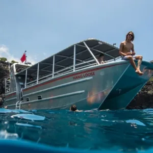 Private boat charter preparing for guided snorkeling tour in Kona