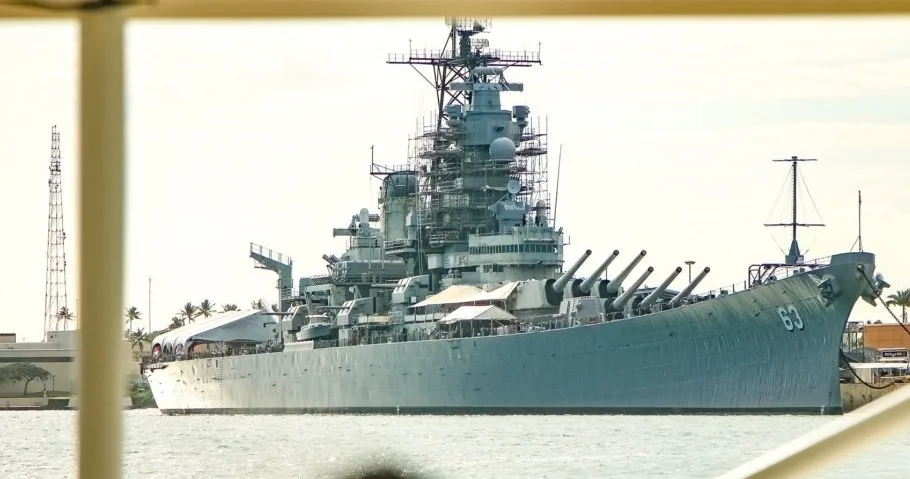 Online reservation screen for Pearl Harbor tour booking