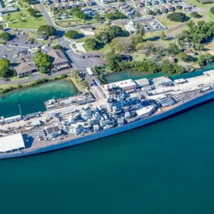 Helicopter soaring over Oahu’s coastline and Pearl Harbor