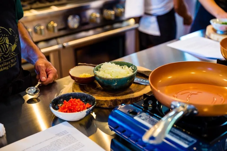 Students attending specialty class focused on island tours