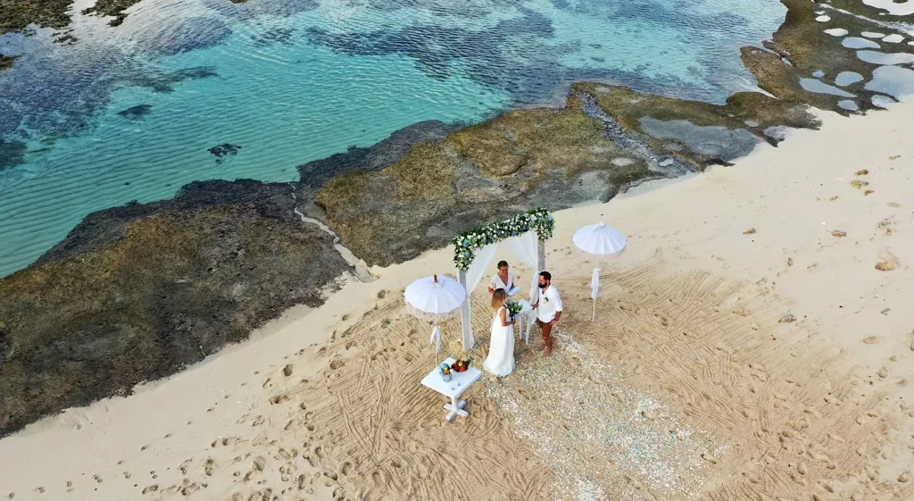 Ohia package with nature-focused island tour