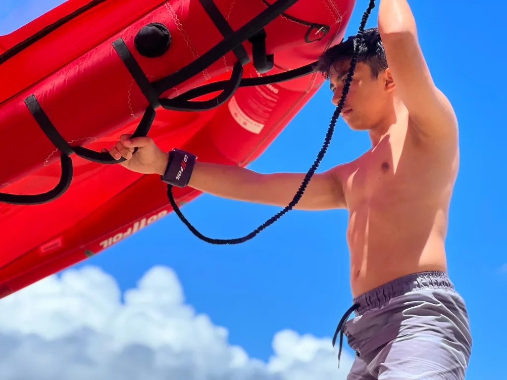 Beginner enjoying wing foil lesson on Maui ocean