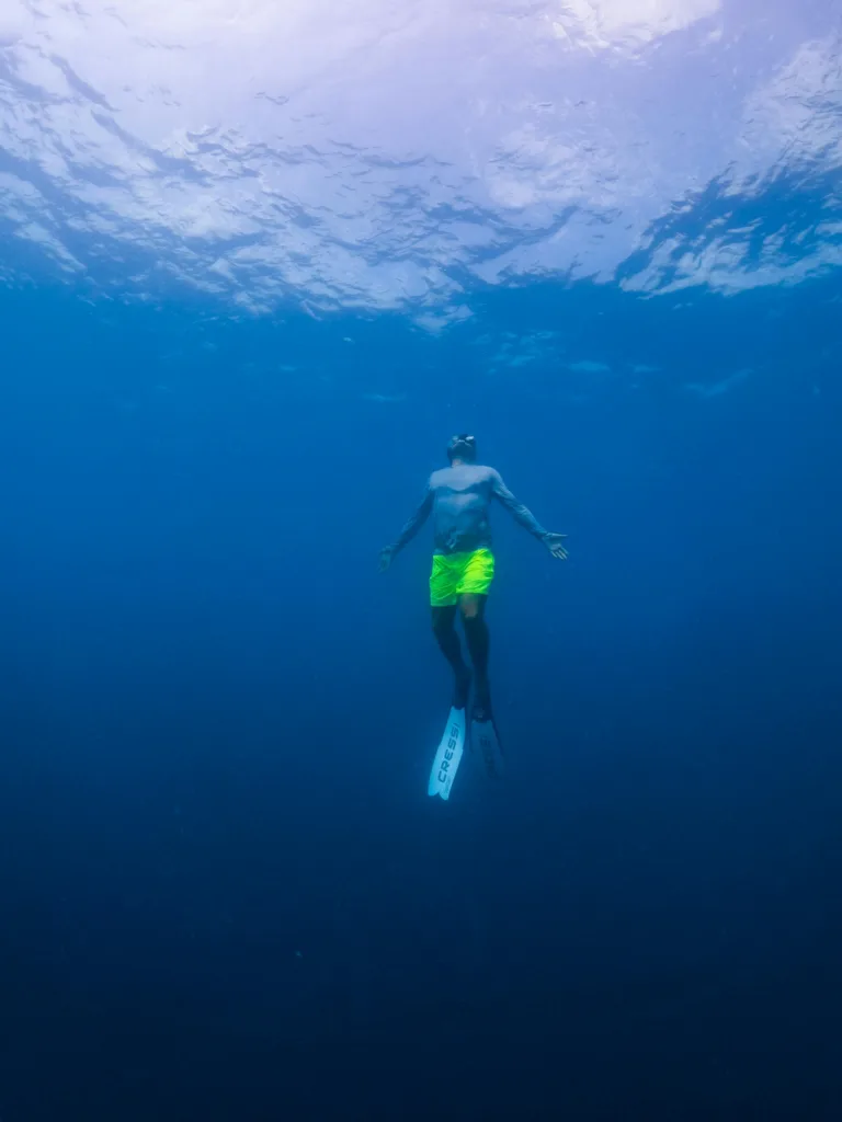 Beginner freediving certification course in Hawaii waters