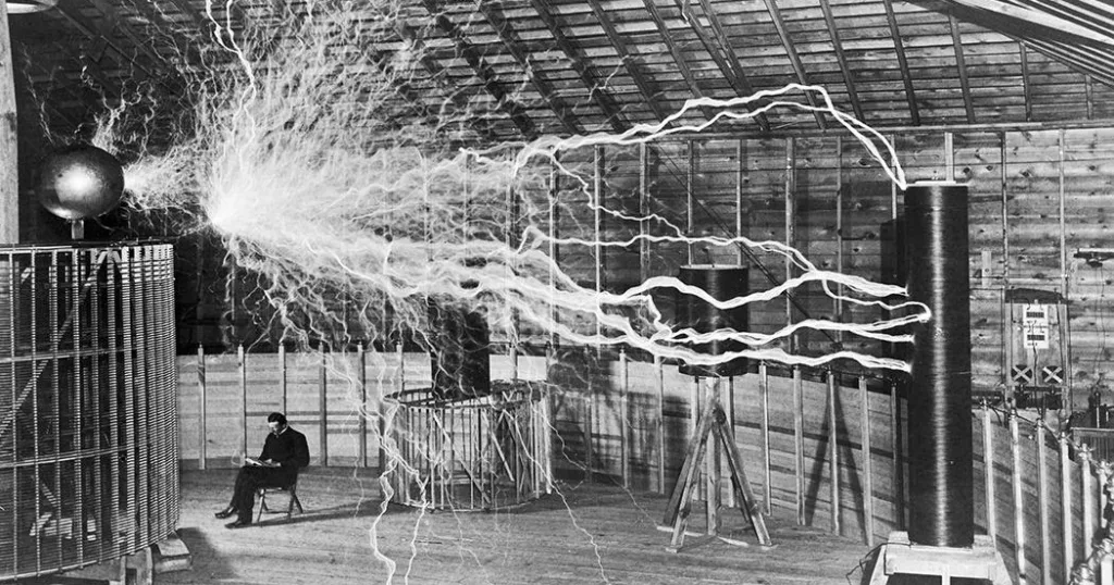 Visitors spotting whales near Whaler's Village shores