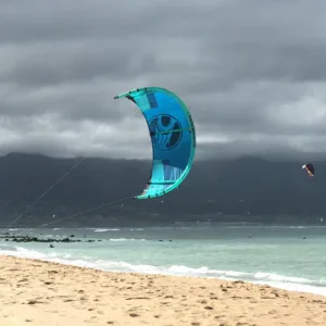 Introductory kiteboarding lesson on Maui beach