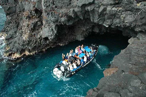 Private boat charter for snorkeling trip
