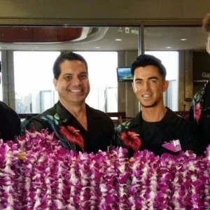 Airport lei greeting service in Kahului Maui