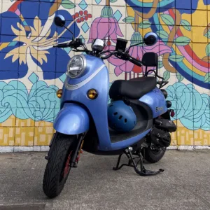 49cc moped available for rent in Waikiki