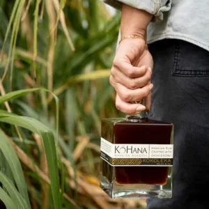 Guests sampling pineapple treats at Dole Plantation