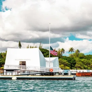Tour starting at Honolulu Airport to Pearl Harbor