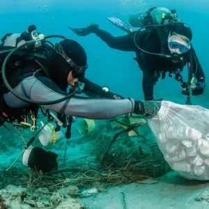 PADI Dive Against Debris event focused on ocean cleanup