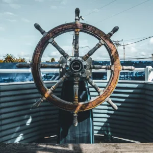Hire a captain and crew for Da Whale Boat experience