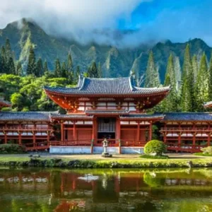 Scenic full-day tour around Oahu from Waikiki