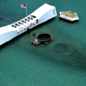 Boat approaching USS Arizona Memorial at Pearl Harbor