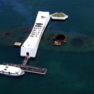 3H- Arizona Memorial Pearl Harbor & Historic Honolulu City Tour departing Big Island