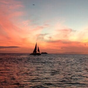 Private Honolulu Sunset Sail (HARBOR)