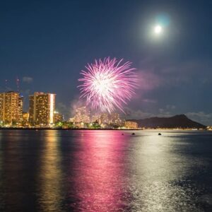 VIP Waikiki Fireworks Cruise Tour