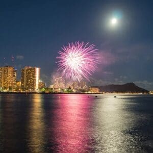 VIP Waikiki Fireworks Cruise Tour