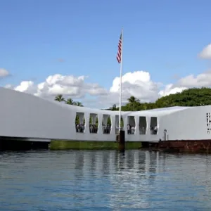 Complete Pearl Harbor experience from Waikiki area